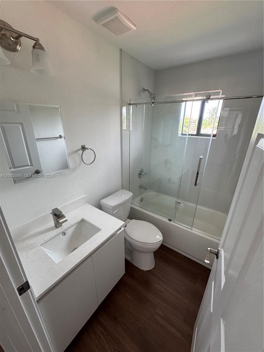 1152 NW 115, Miami FL 33150 photo 2