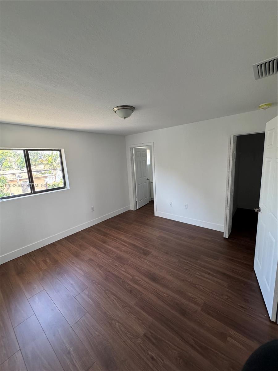 1152 NW 115, Miami FL 33150 photo 4