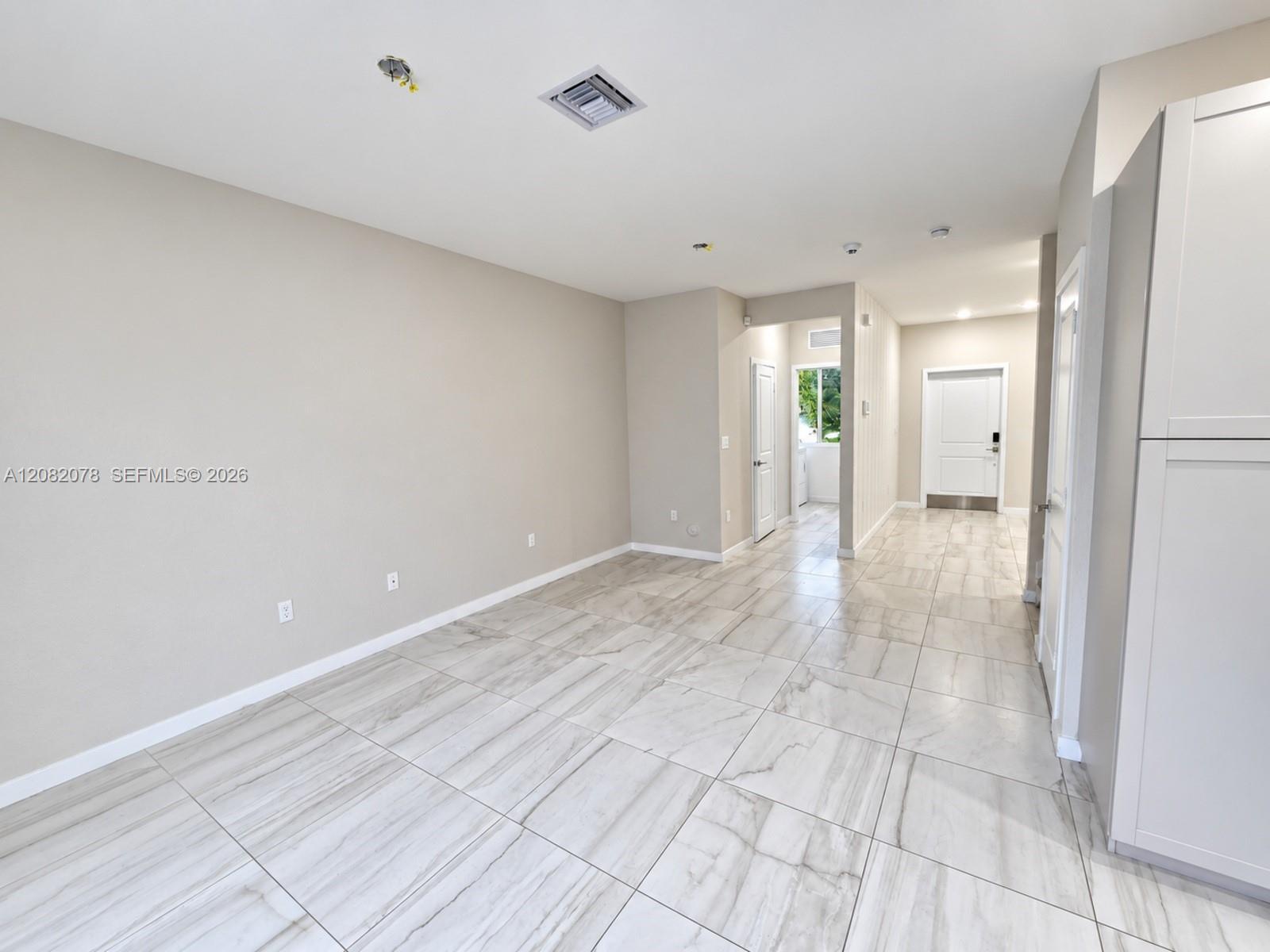 2419 SE 11th St, Homestead FL 33035 photo 5