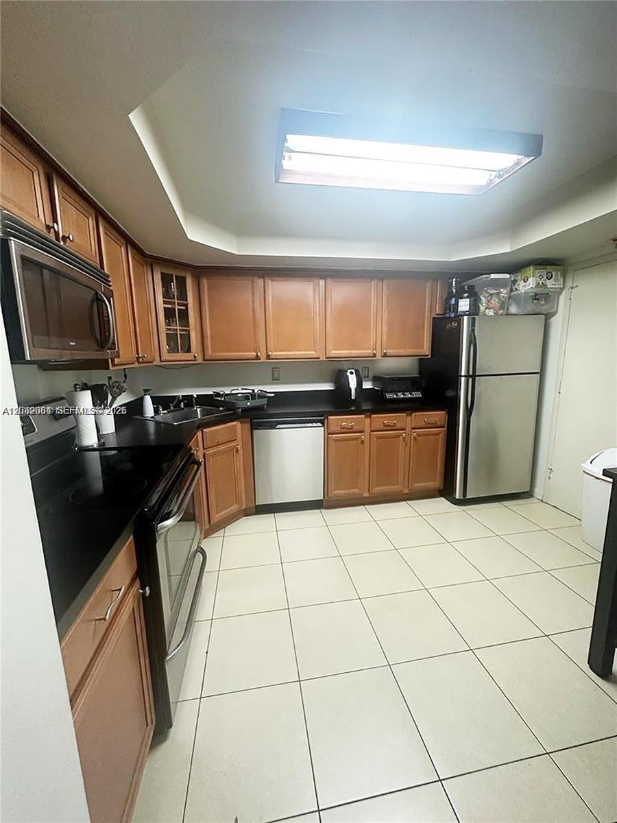 2750 NE 183rd St # 1404, Aventura FL 33160