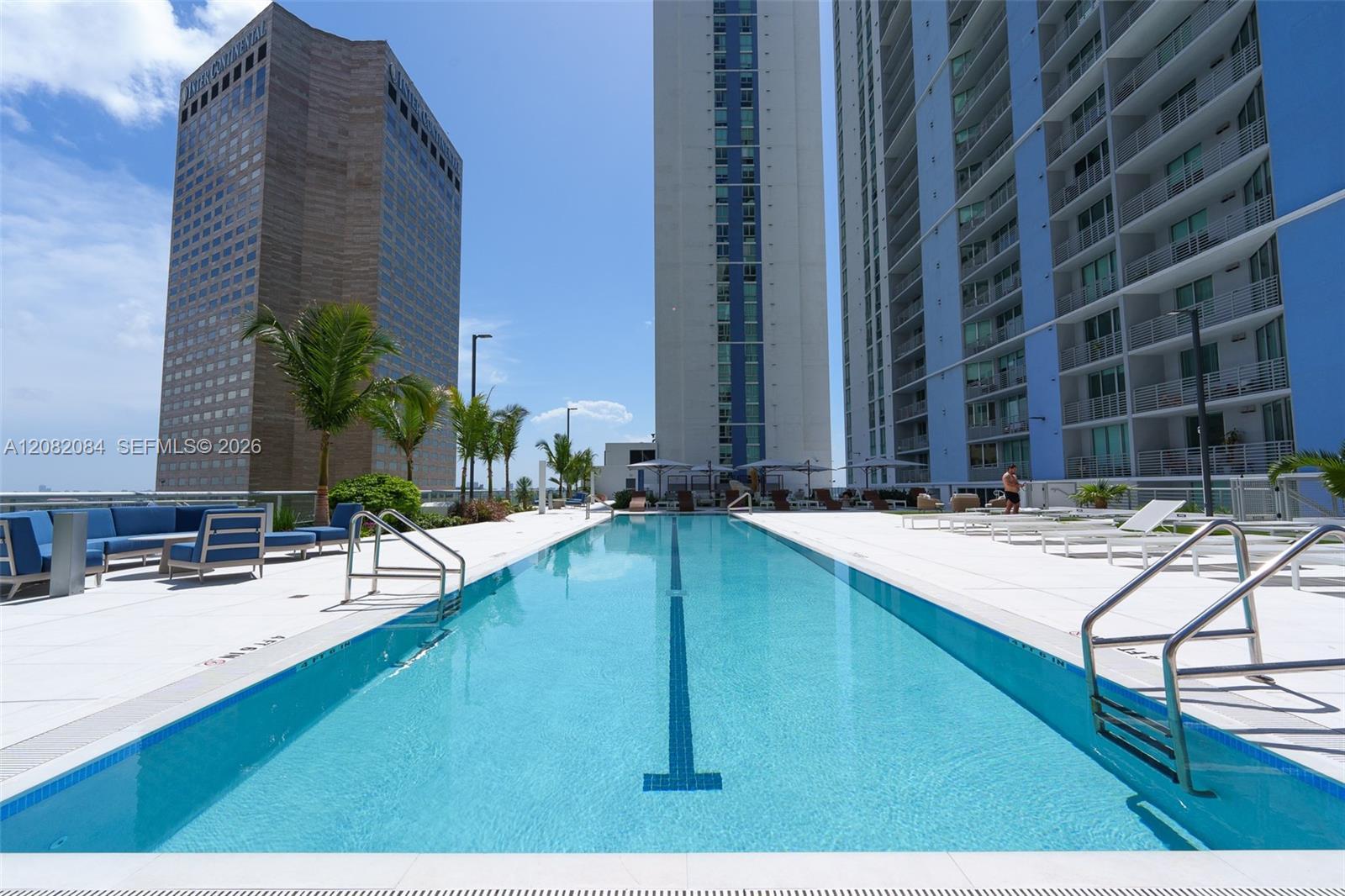 325 S Biscayne Blvd # 415, Miami FL 33131 photo 5