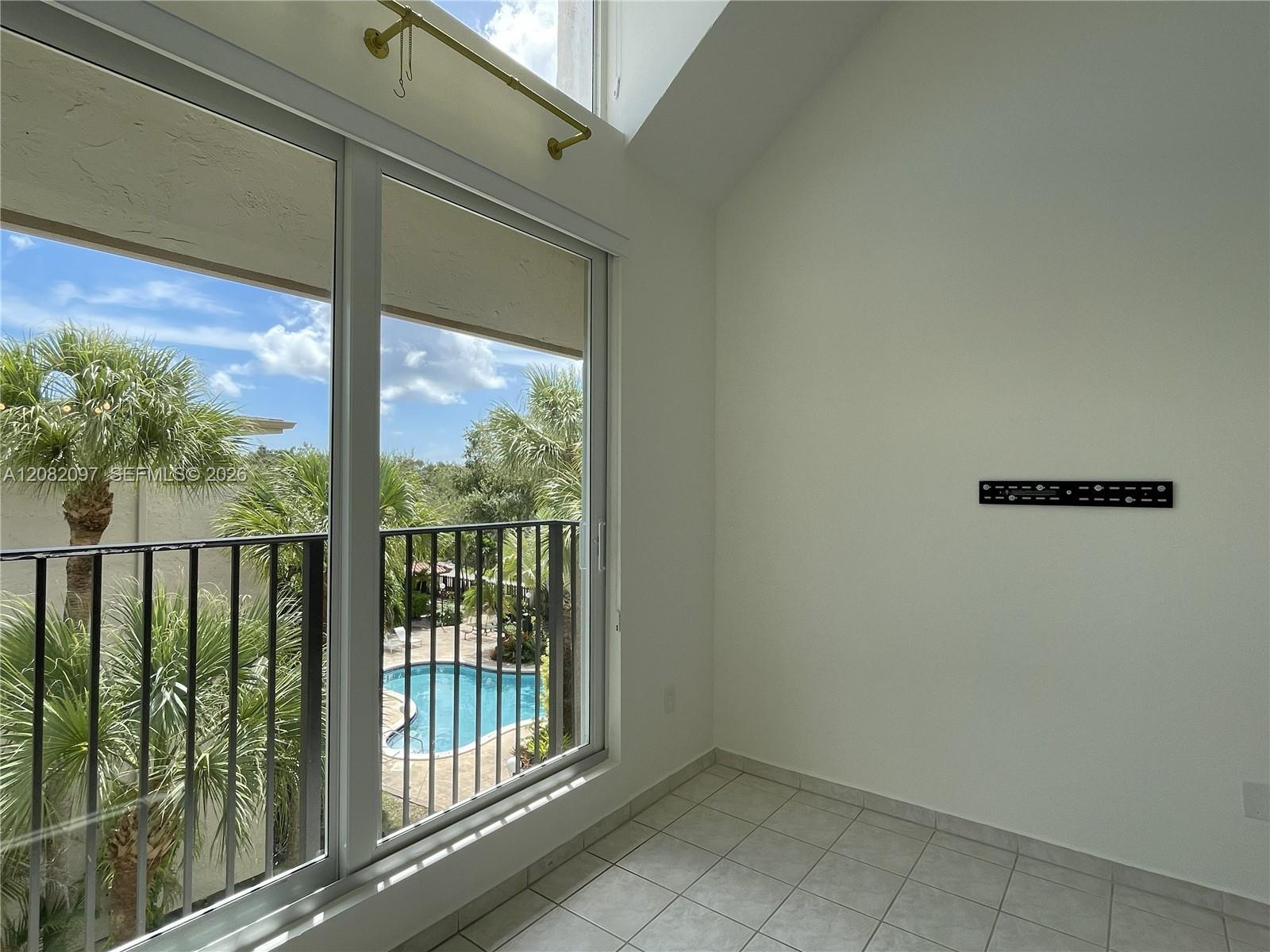 6904 N Kendall Dr # F405, Pinecrest FL 33156 photo 4
