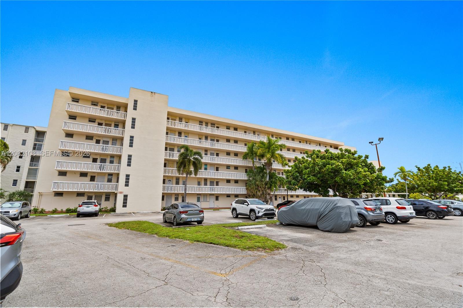 2903 Point East Dr # K503, Aventura FL 33160 photo 2