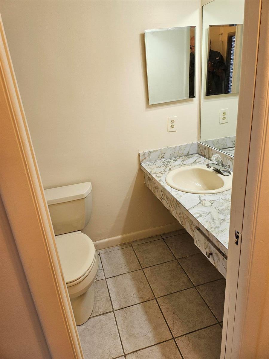 2900 NW 46TH Avenue # 105, Lauderdale Lakes FL 33313 photo 4