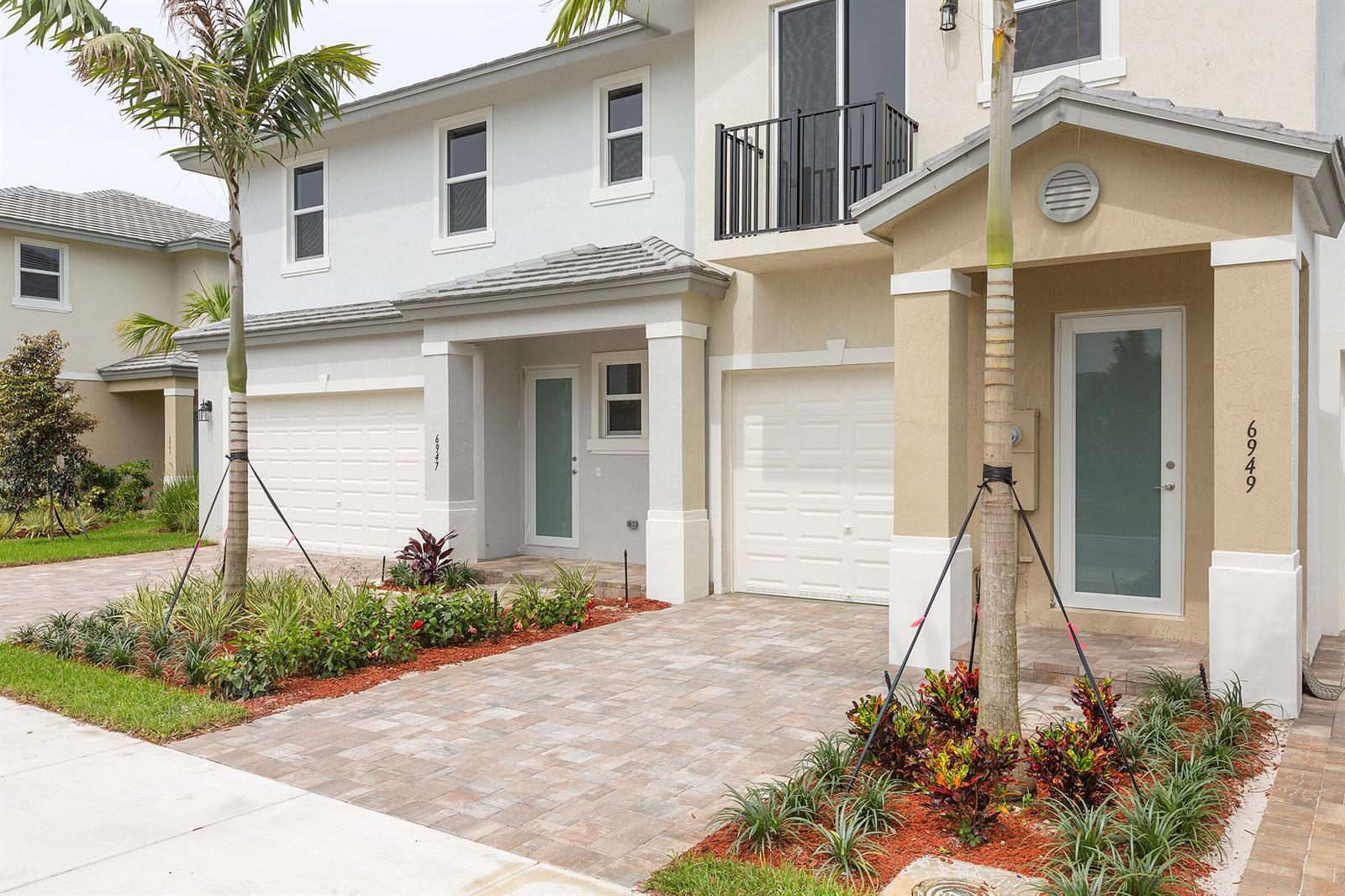 6954 PINES Circle # 51, Coconut Creek FL 33073 photo 2