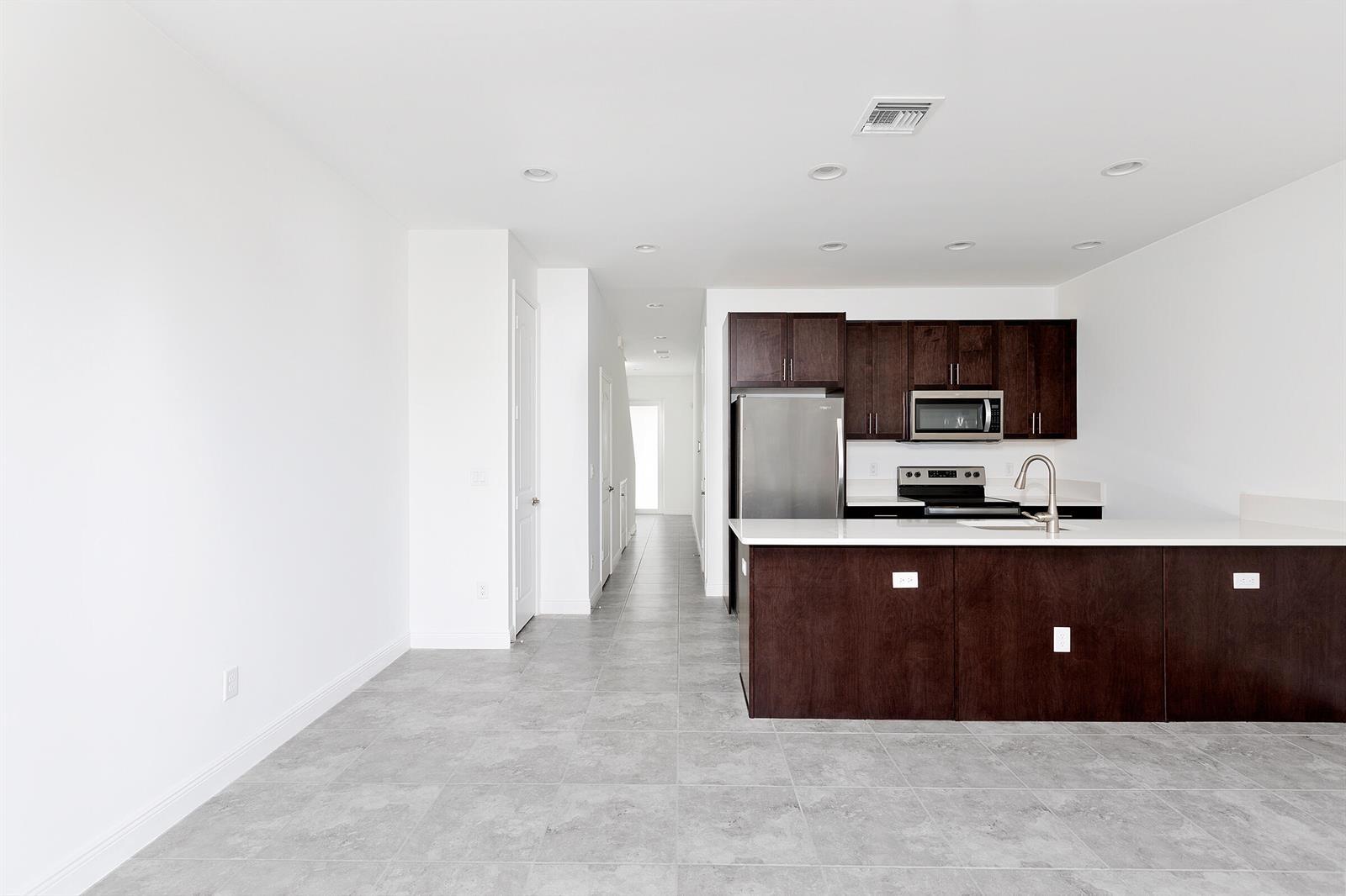 6954 PINES Circle # 51, Coconut Creek FL 33073 photo 3