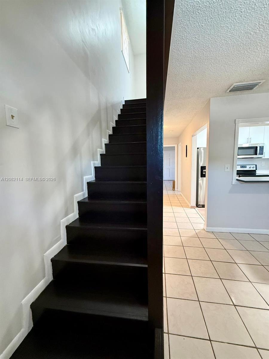 2433 SW 11th St, Miami FL 33135 photo 5