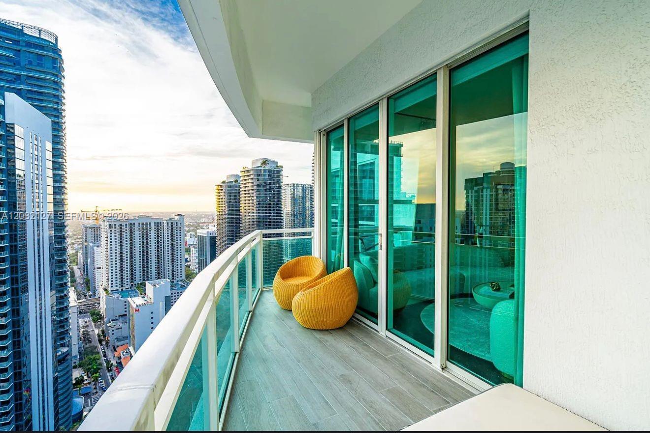951 Brickell Ave # 4111, Miami FL 33131 photo 2