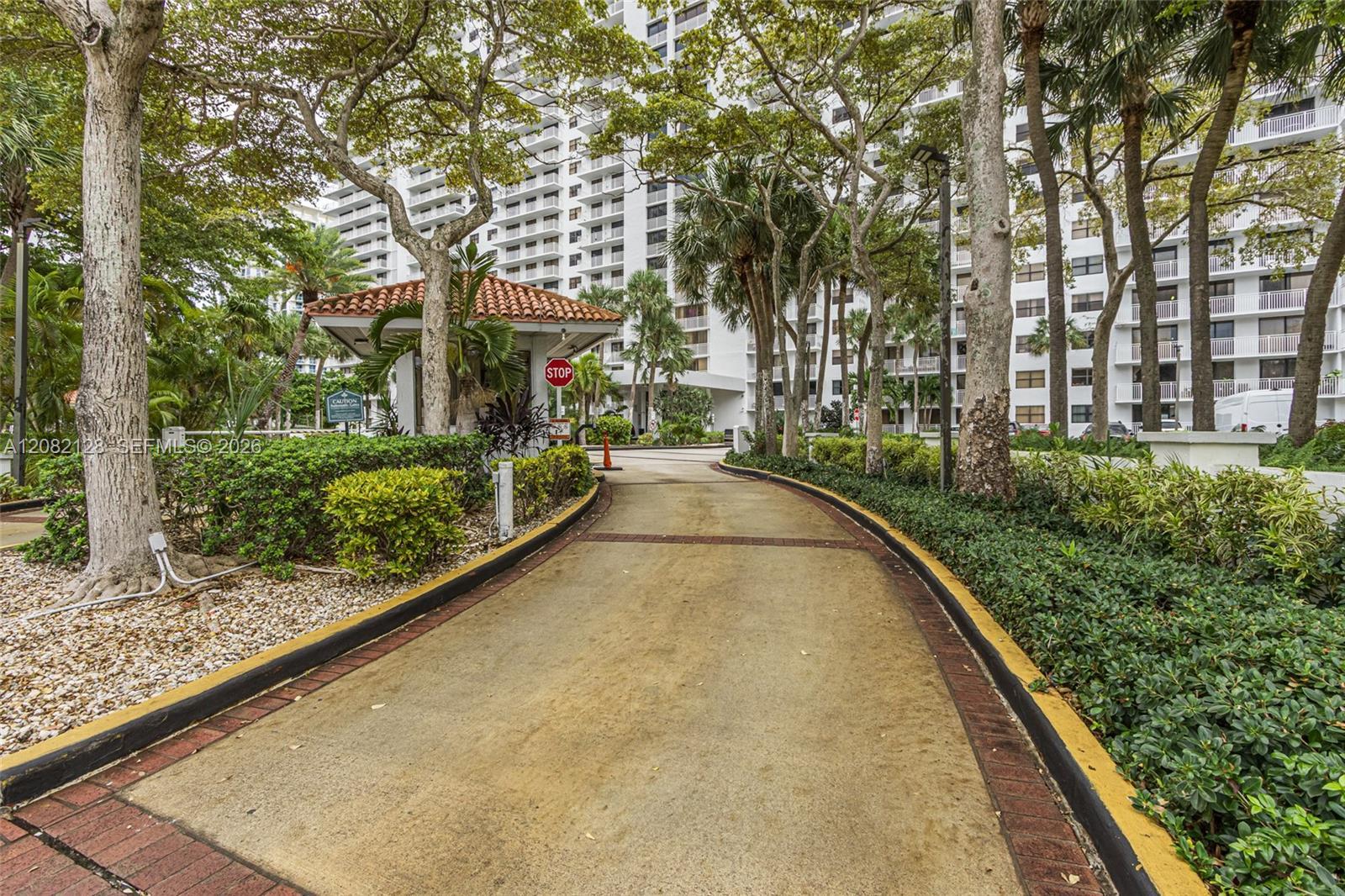 210 174th St # 816, Sunny Isles Beach FL 33160 photo 2