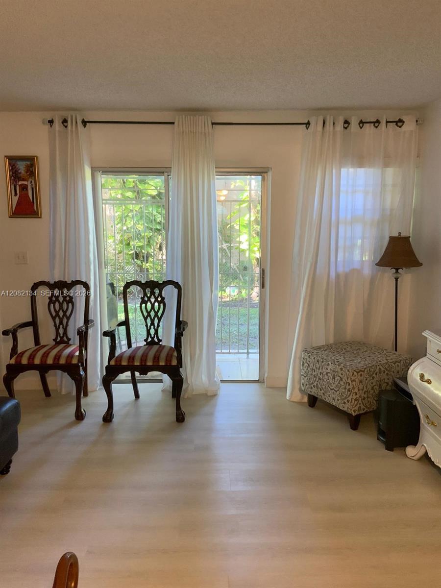 11183 NW 7th St # 104, Miami FL 33172 photo 5