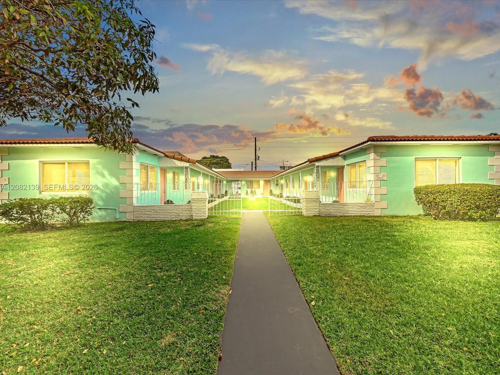 1839 Funston St # 8, Hollywood FL 33020