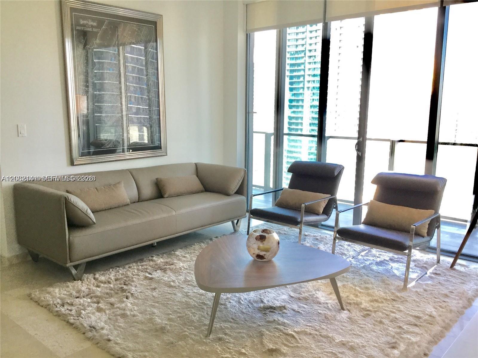 88 SW 7th St # 2605, Miami FL 33130 photo 2