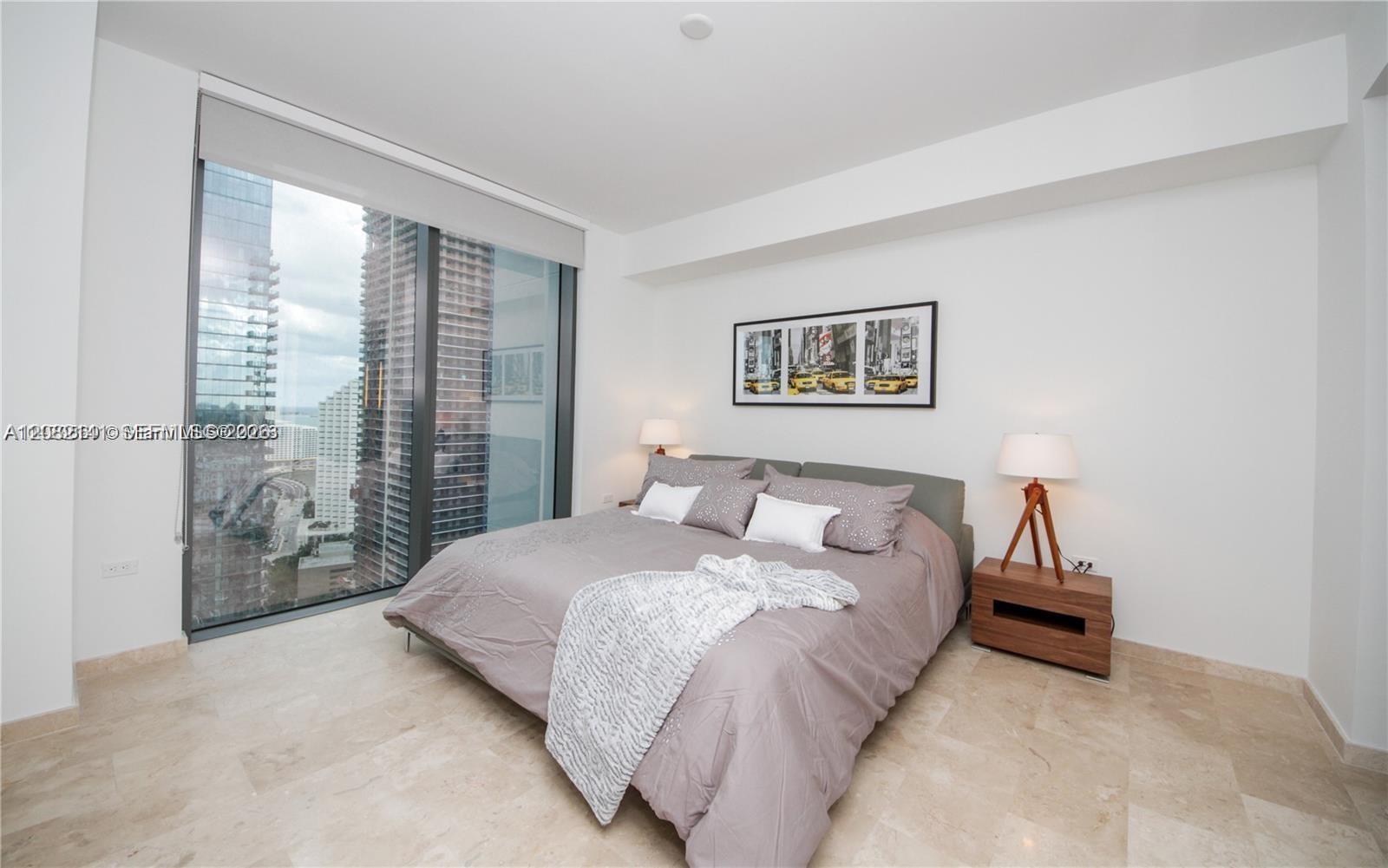 88 SW 7th St # 2605, Miami FL 33130 photo 5