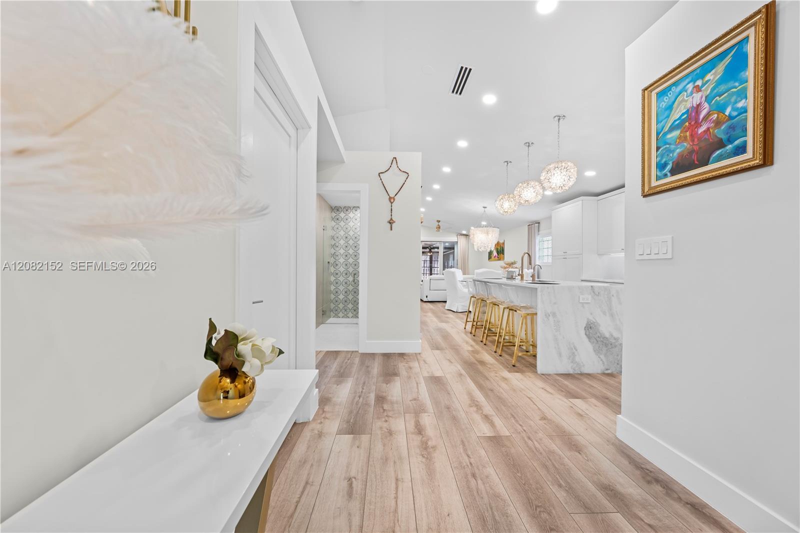 1077 NW 170th Ave, Pembroke Pines FL 33028 photo 2