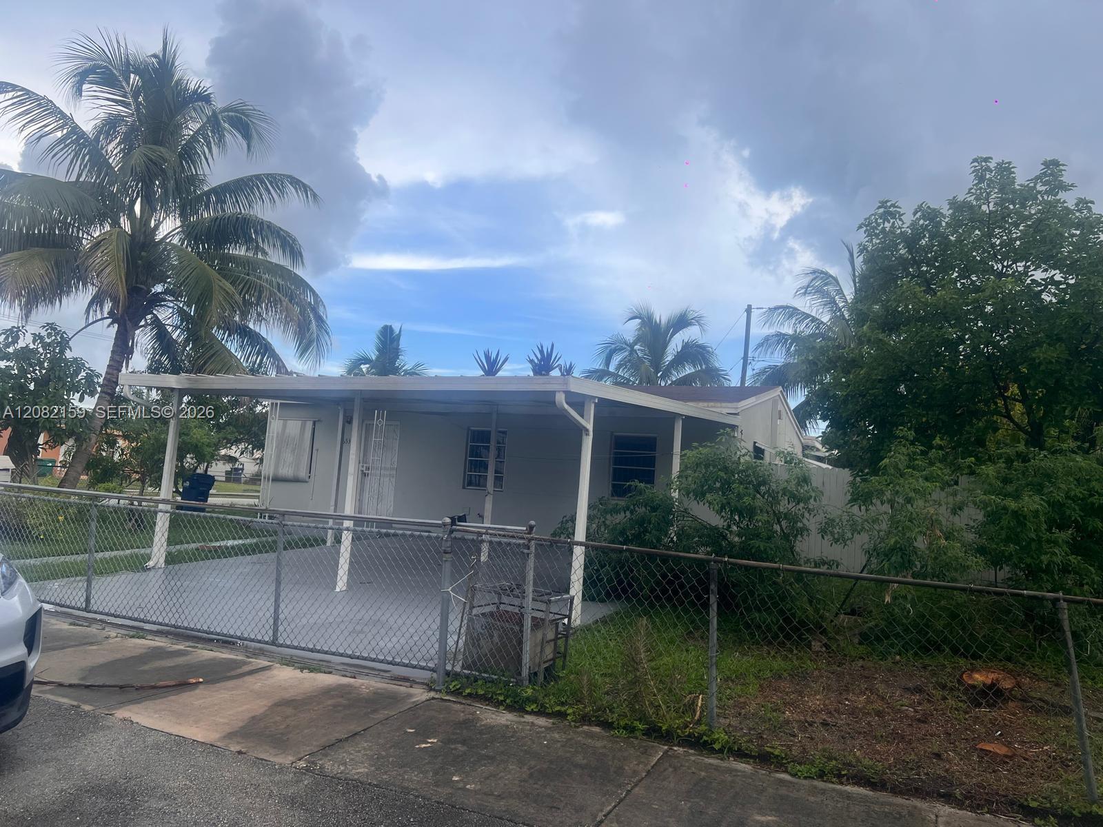 Miami Gardens, FL 33054 photo 2