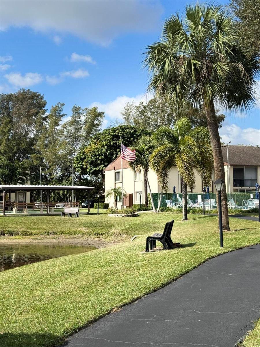3624 LA AIRES Court # 1, FL 33463