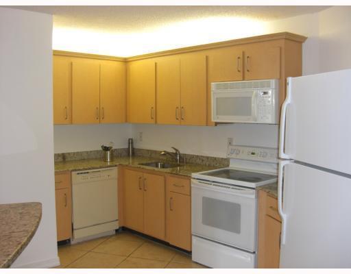 200 Leslie Drive # 611, Hallandale Beach FL 33009 photo 5