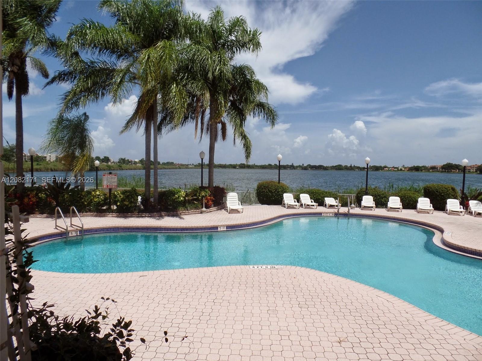 2890 N Oakland Forest Dr # 204, Oakland Park FL 33309 photo 5