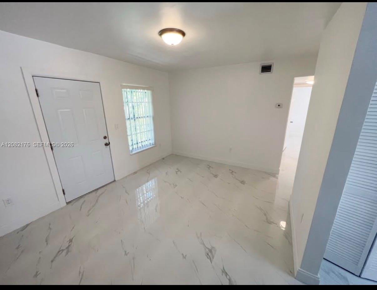 752 NW 4th St # 5, Miami FL 33128 photo 3