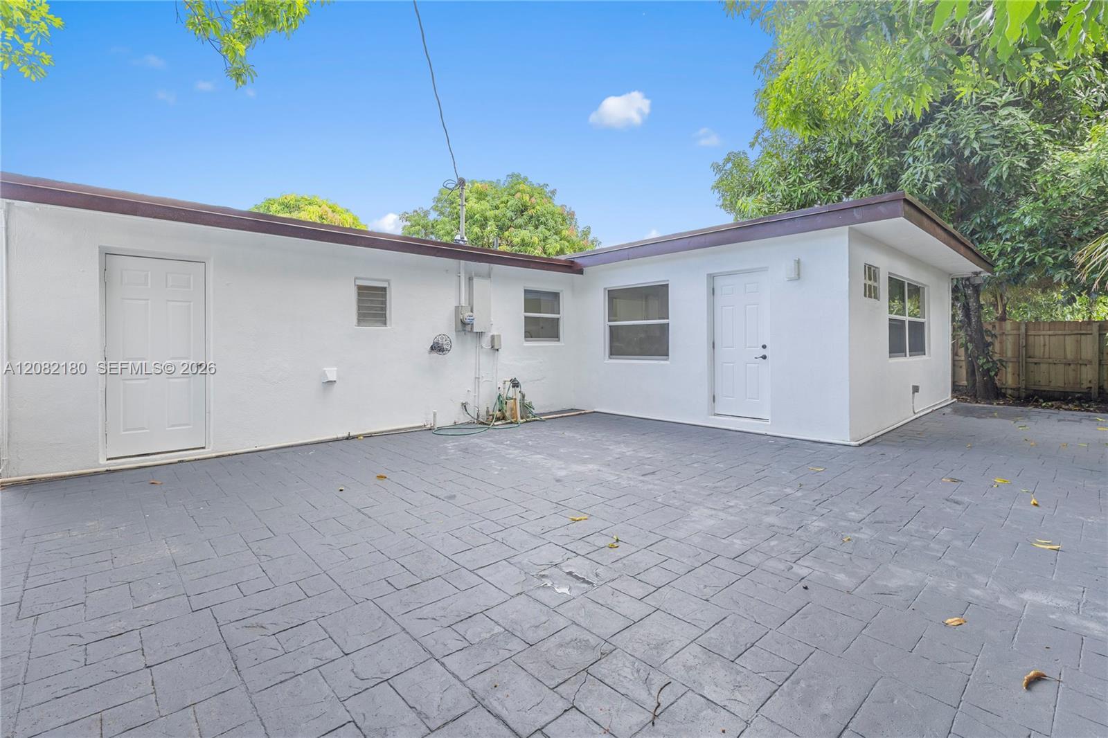 7320 Shalimar St, Miramar FL 33023 photo 5