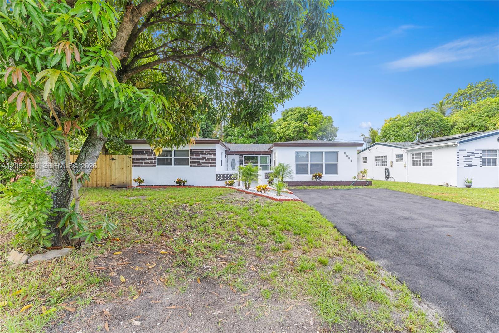 7320 Shalimar St, Miramar FL 33023 photo 4