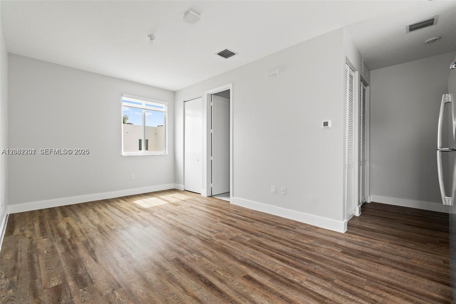 6658 NW 102nd Path, Doral FL 33178 photo 3