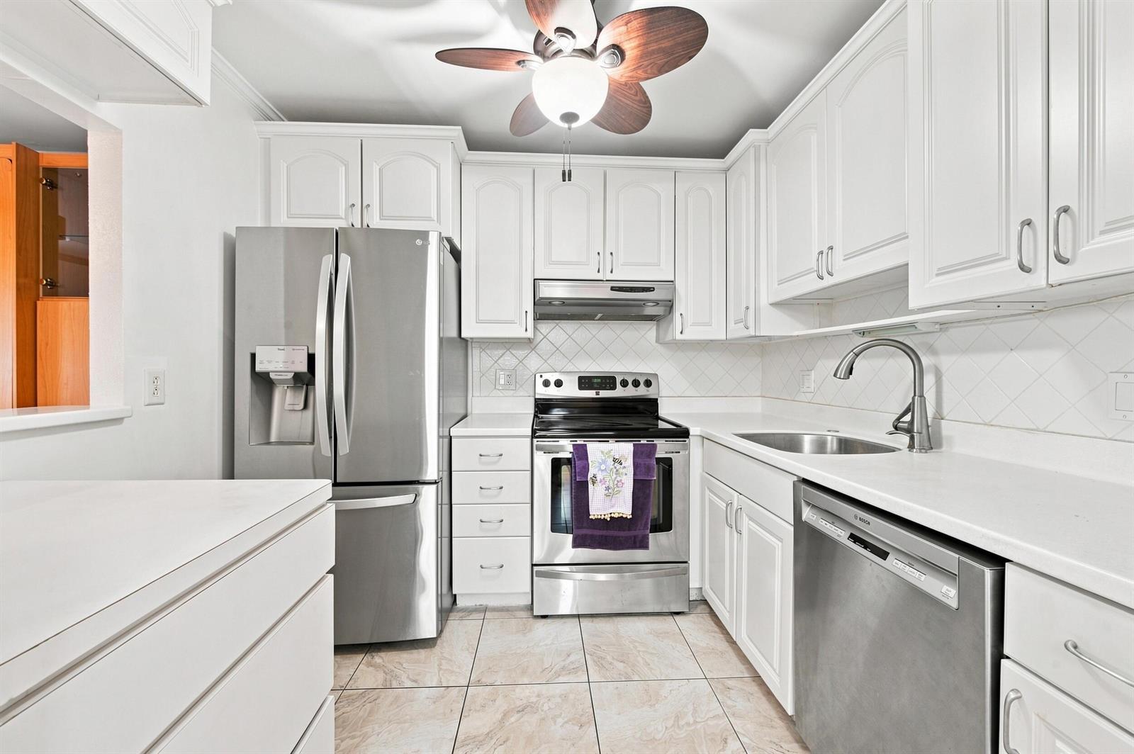 167 Valencia G, Delray Beach FL 33446