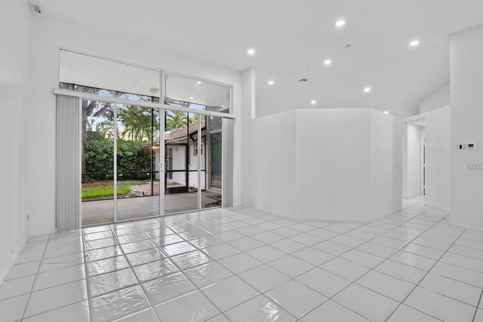 924 SPOONBILL Circle, Weston FL 33326 photo 5