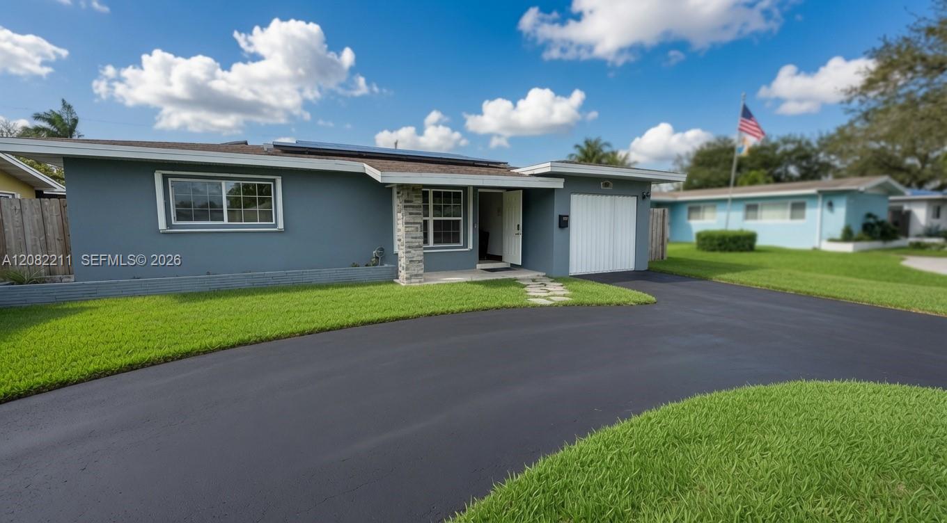 934 N 32nd Ave, Hollywood FL 33021 photo 2