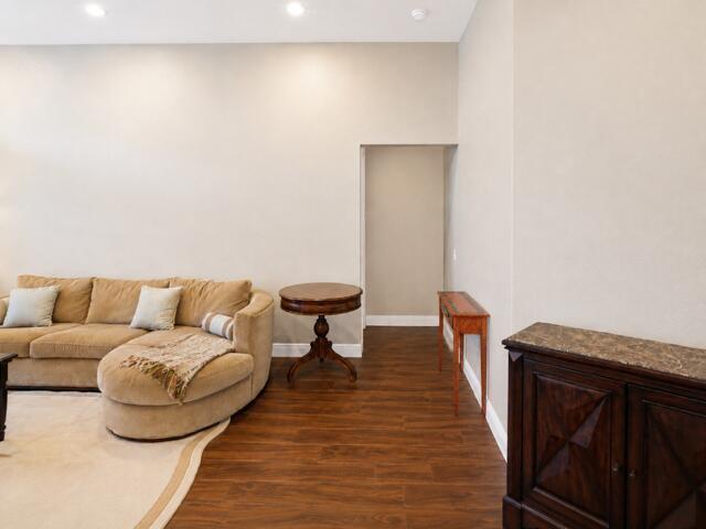 6400 Squirewood Way, Lake Worth FL 33467 photo 4