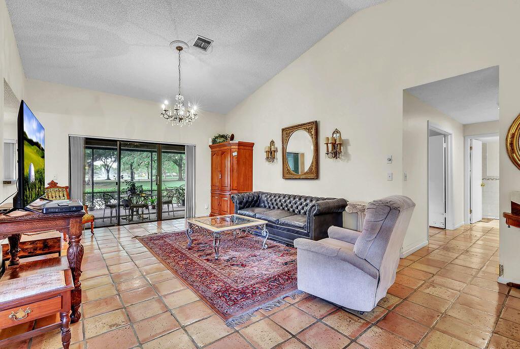 9420 Chelsea Drive S, Plantation FL 33324 photo 5