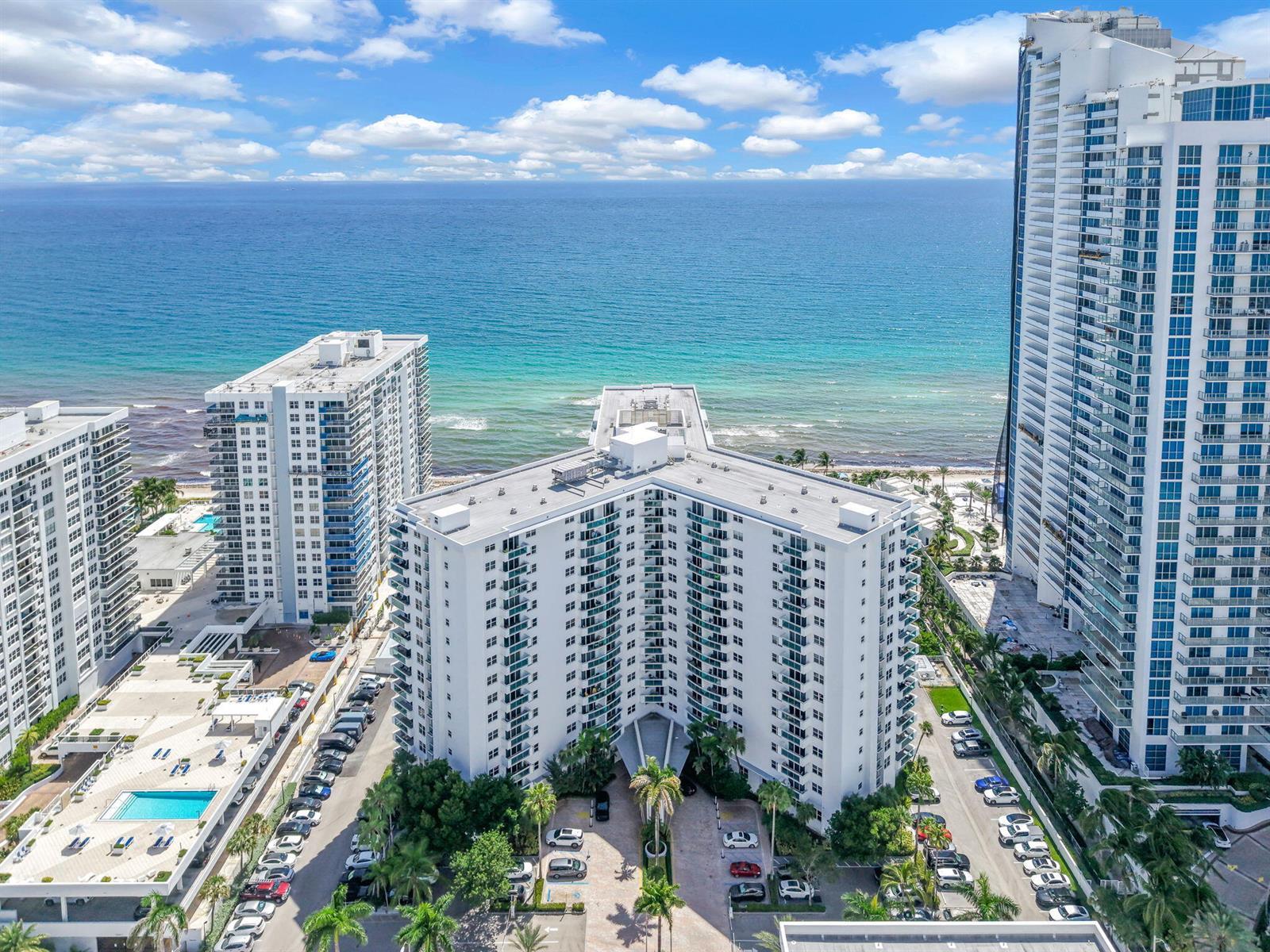 3001 S OCEAN Drive # 403, Hollywood FL 33019 photo 2