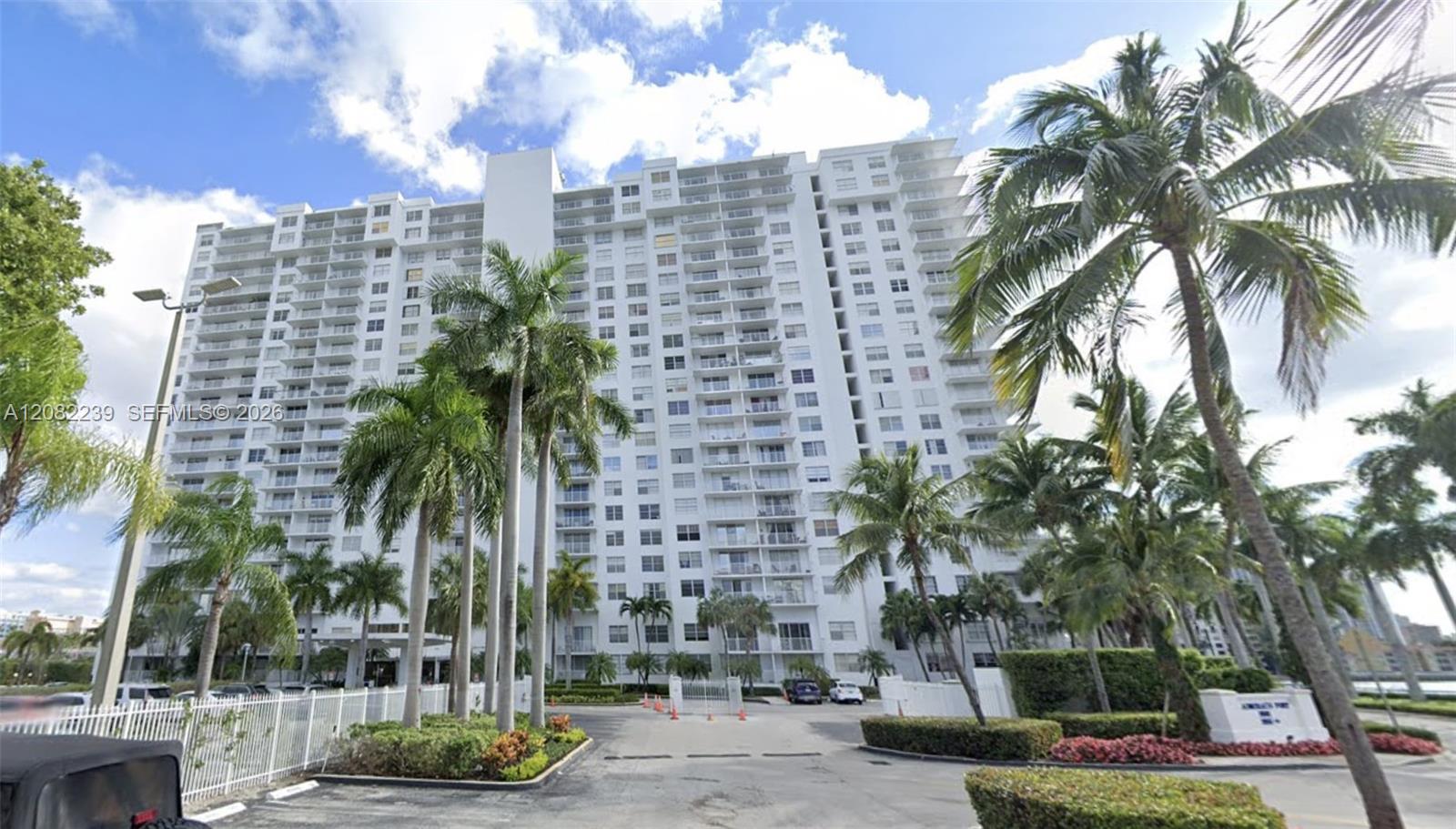 2851 NE 183rd St # 501E, Aventura FL 33160 photo 2