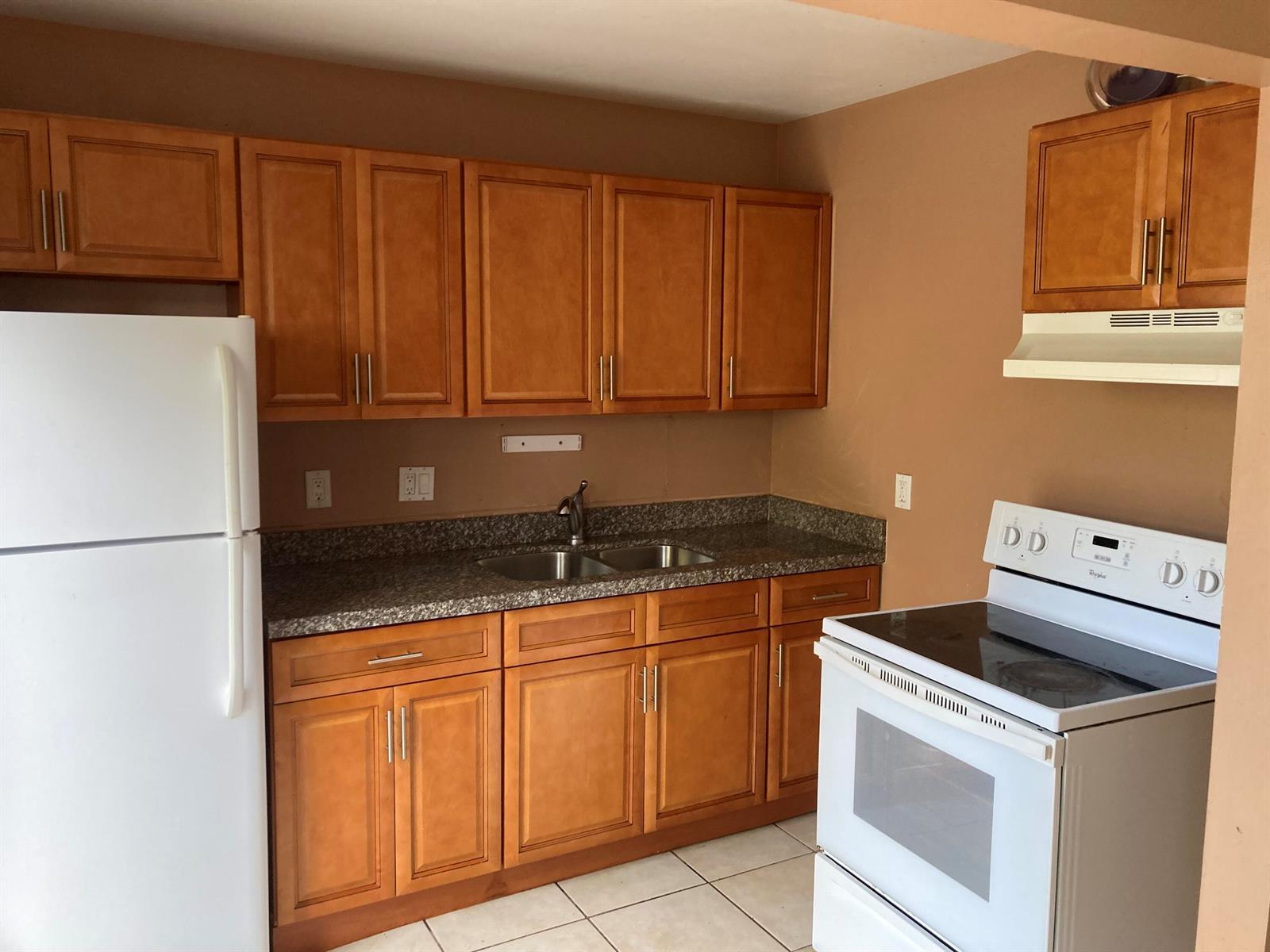 4715 NW 9TH Drive # 4715, Plantation FL 33317 photo 3