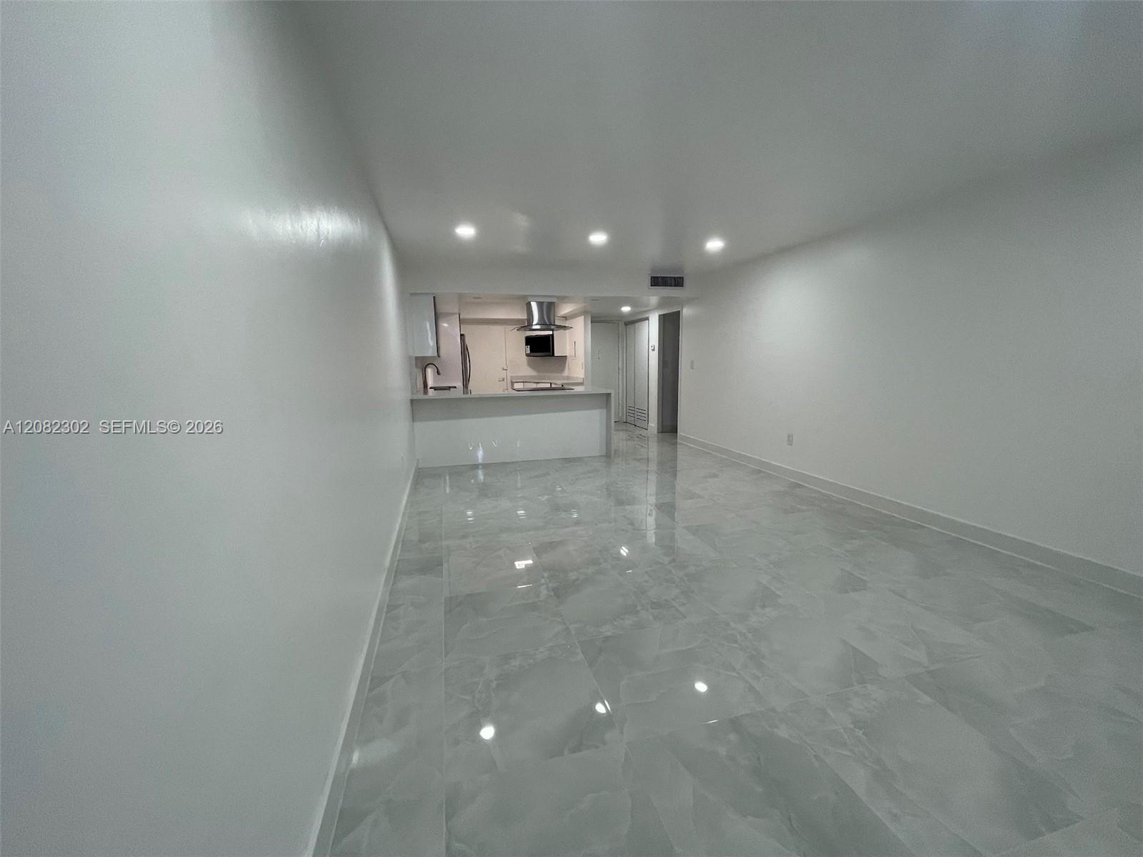 1351 NE Miami Gardens Dr # 1202E, Miami FL 33179 photo 2