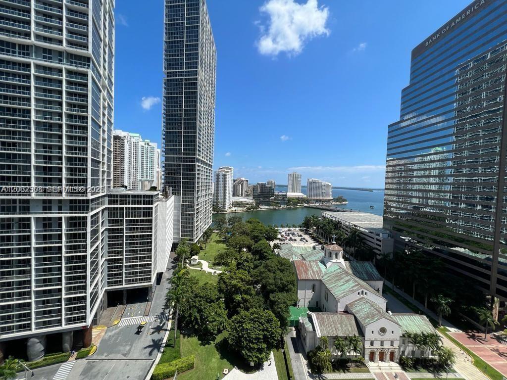 500 Brickell Ave # 2100, Miami FL 33131