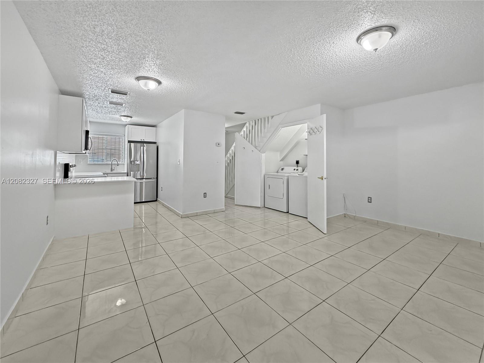8055 NW 8th St # 3, Miami FL 33126 photo 3