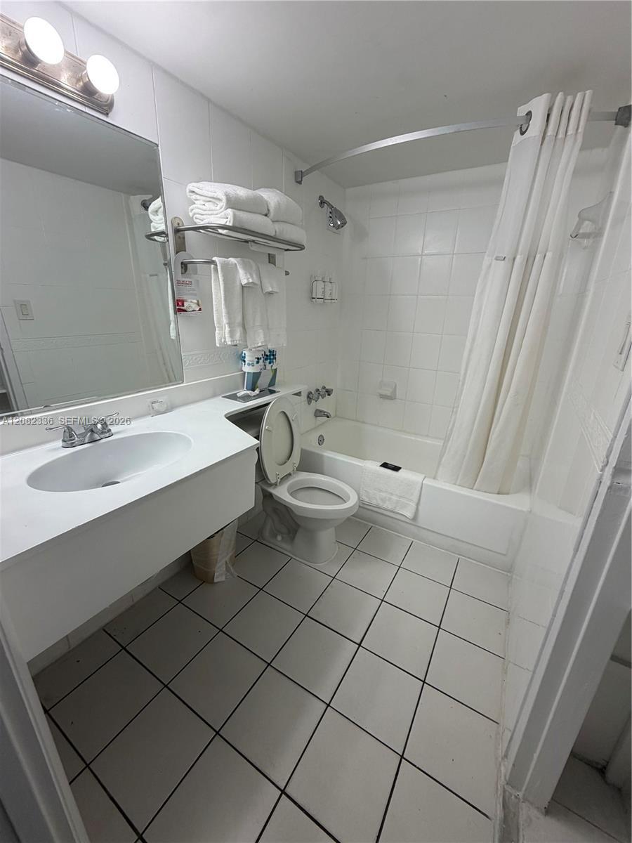 19201 Collins Ave # 943, Sunny Isles Beach FL 33160 photo 3