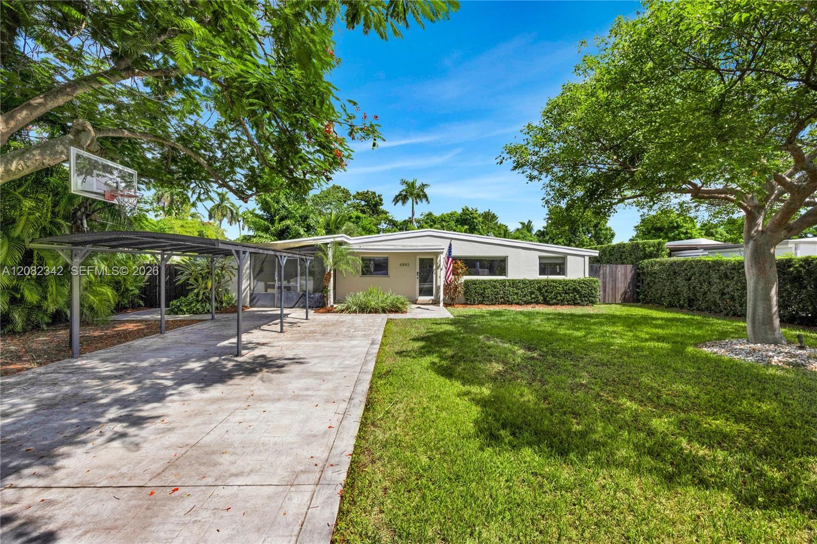 6843 SW 53rd St, Miami FL 33155 photo 3