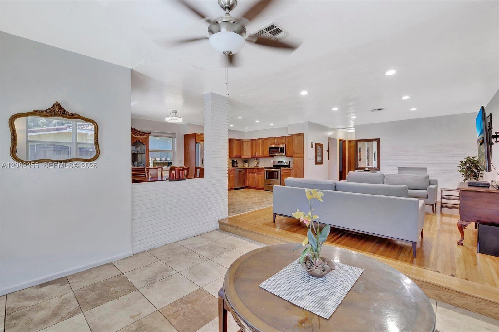 45 SE 14th St # 1, Dania Beach FL 33004 photo 5