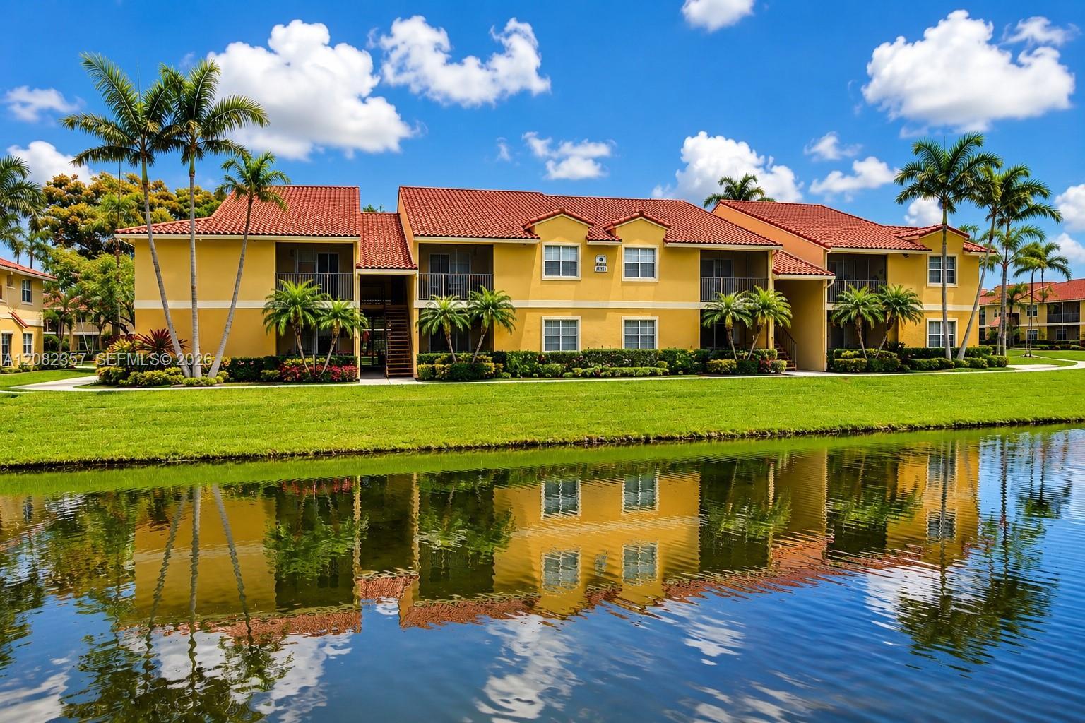 1229 SW 46th Ave # 415, Pompano Beach FL 33069 photo 2