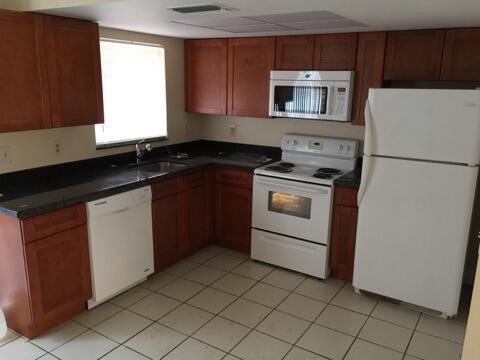 5323 NW 27TH Street # B4, Lauderhill FL 33313 photo 2