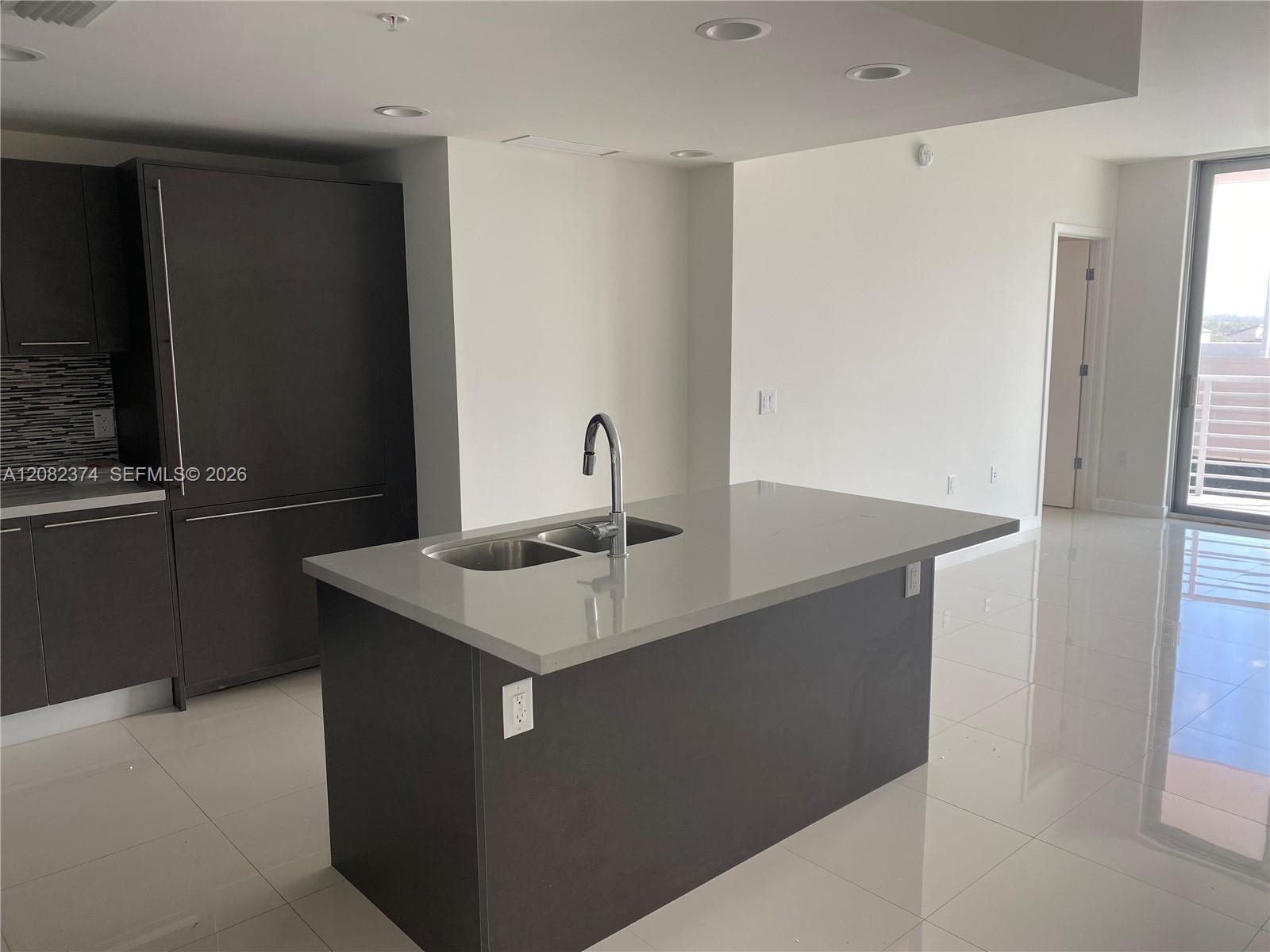 7875 NW 107th Ave # 613, Doral FL 33178 photo 2