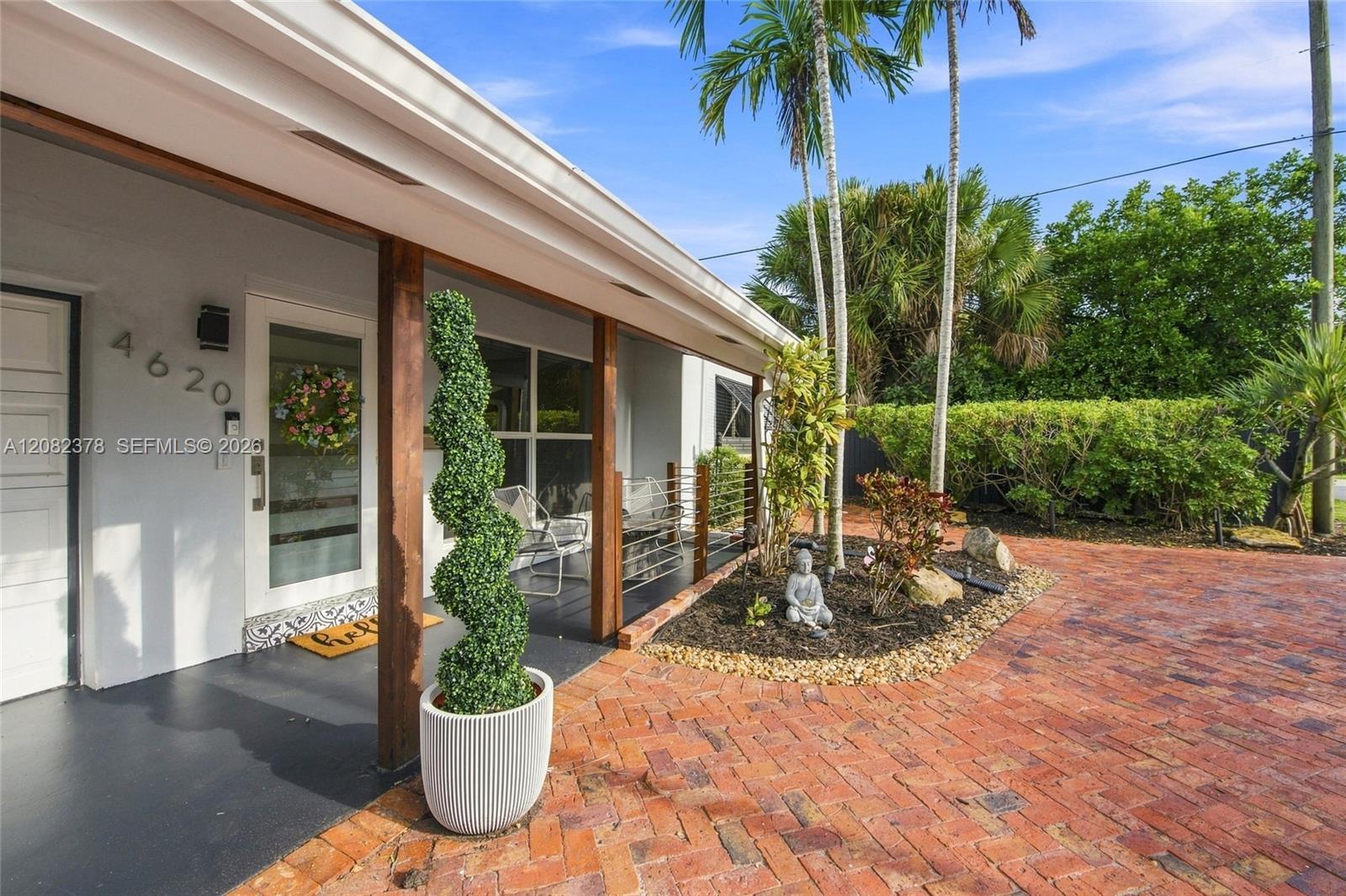 4620 NE 5th Ave, Oakland Park FL 33334 photo 3