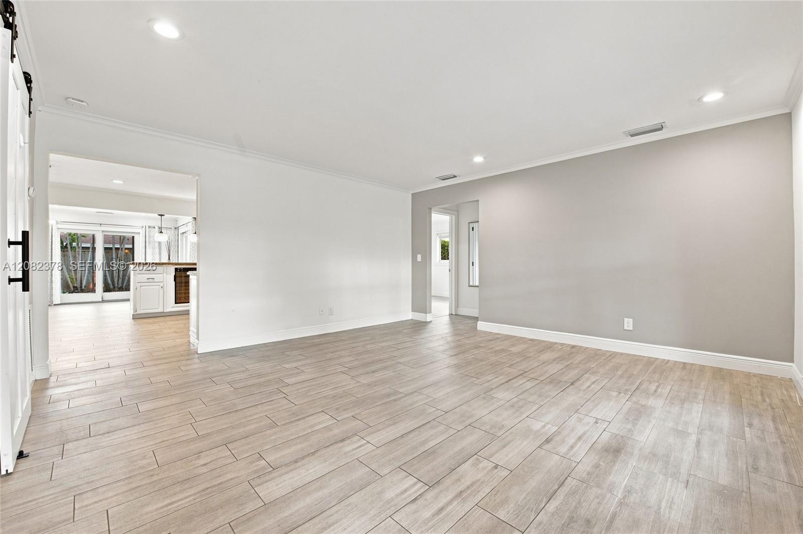 4620 NE 5th Ave, Oakland Park FL 33334 photo 4