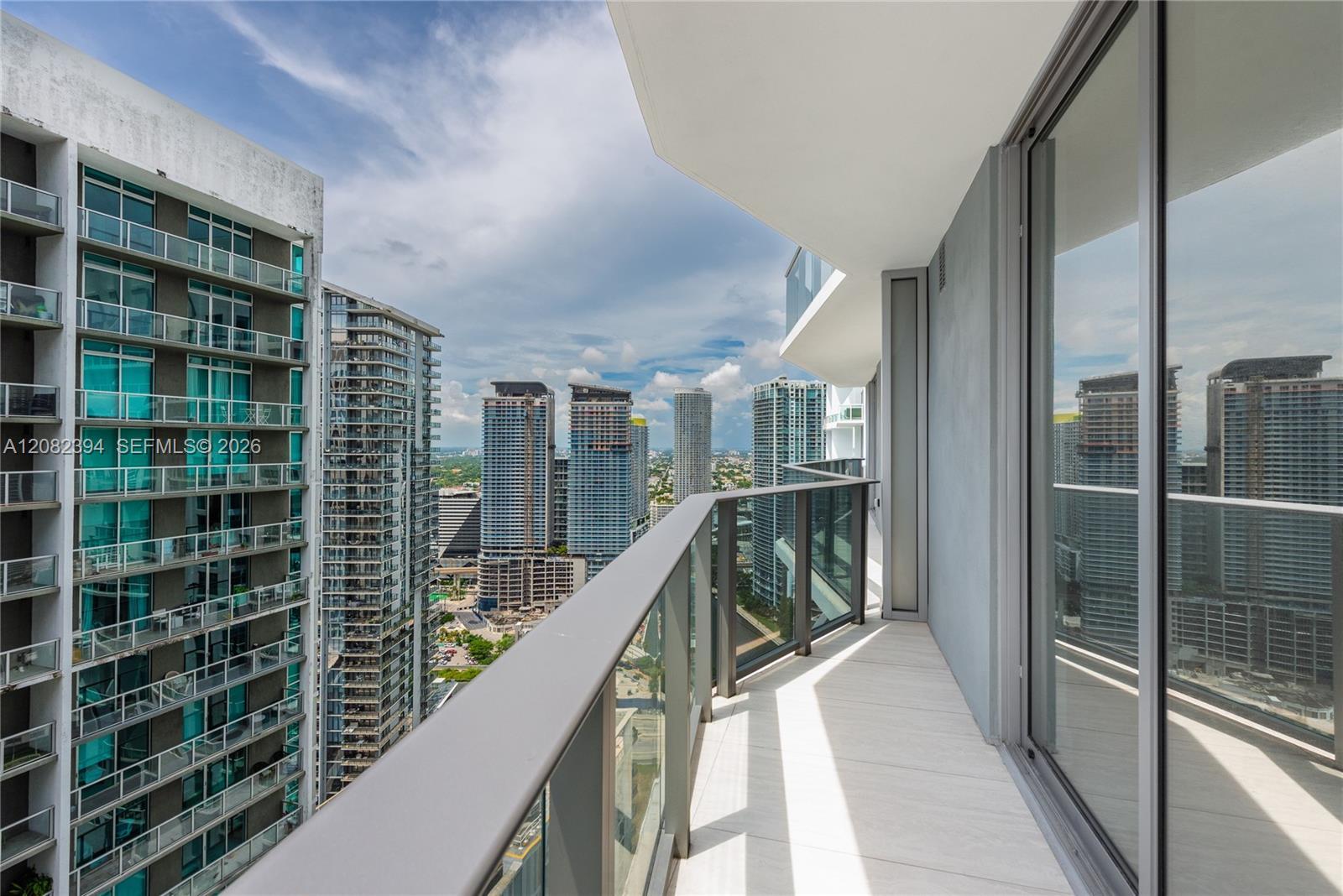 77 SE 5th  Street # 3908, Miami FL 33131 photo 3