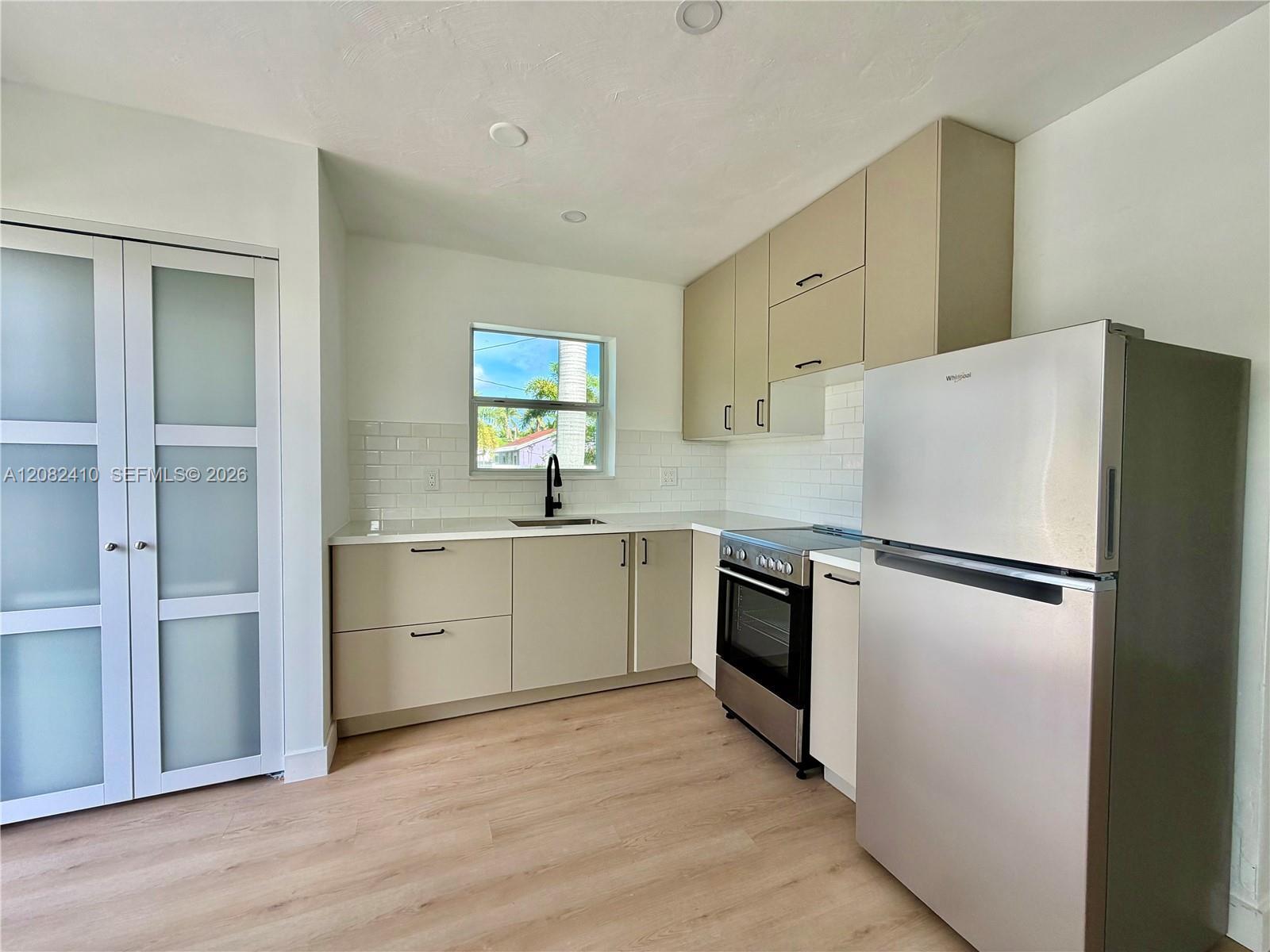 101 SW 4th Ave # 0, Hallandale Beach FL 33009 photo 5