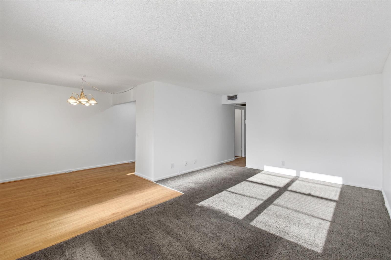 45 DORSET B, Boca Raton FL 33434 photo 2
