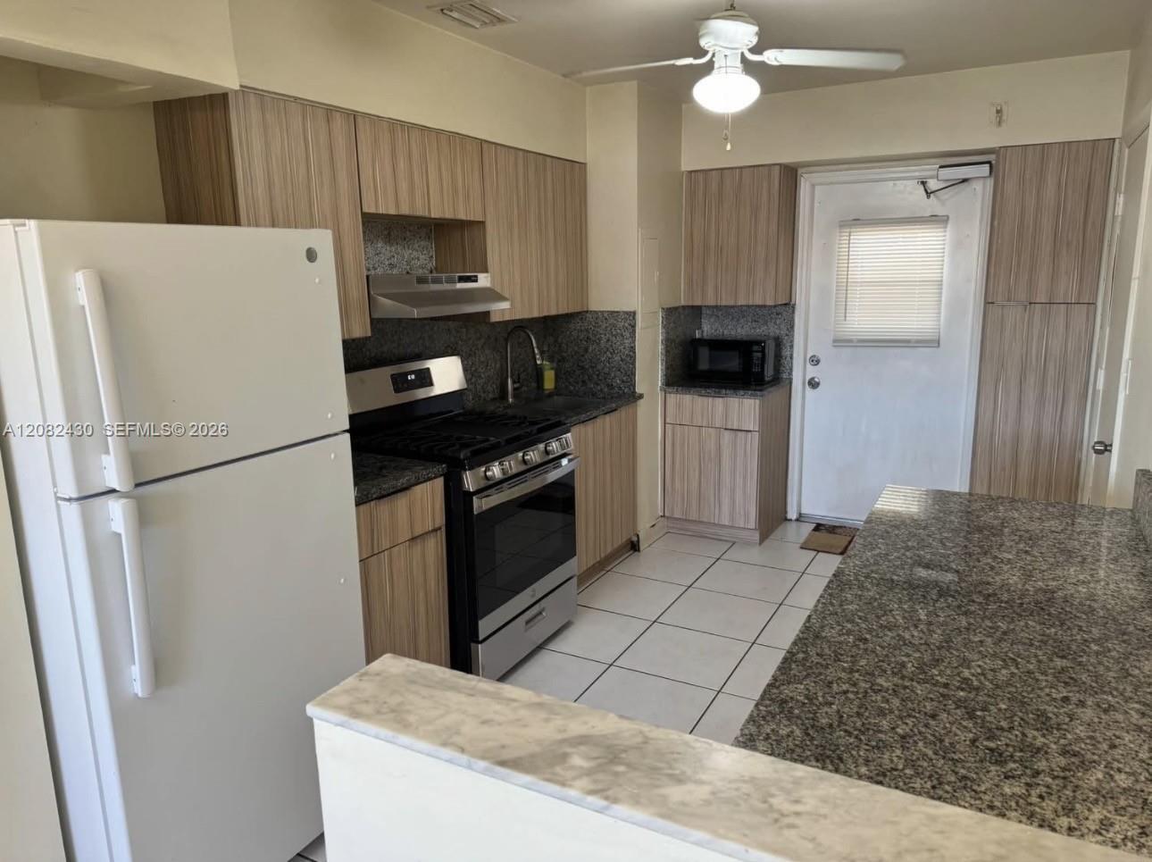 510 W 36th Pl, Hialeah FL 33012 photo 5