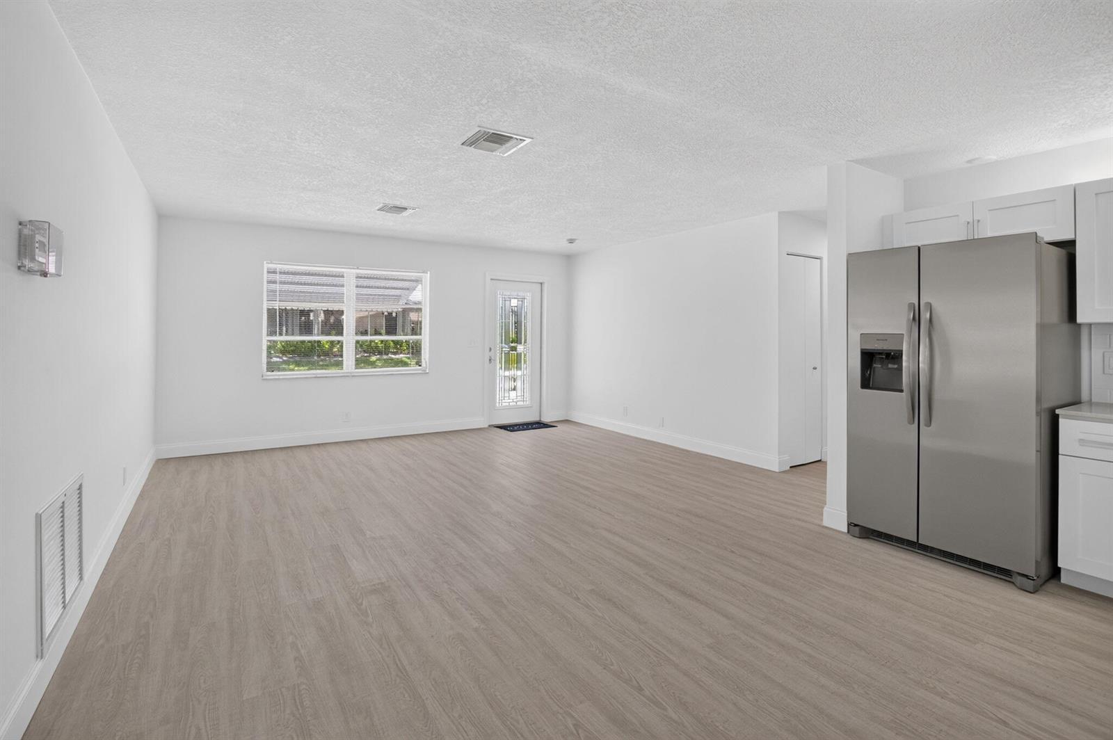 2080 SW 13TH Way, Boynton Beach FL 33426 photo 4